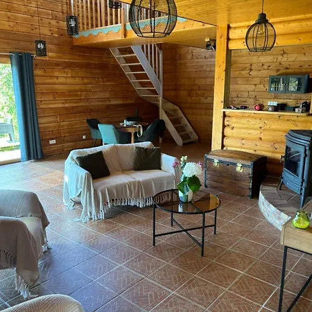 Grande Maison En Bois Eco-responsable Proche De La Casa de Férias