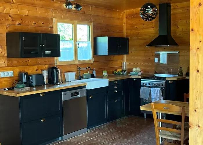 Grande Maison En Bois Eco-responsable Proche De La Holiday home