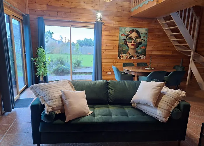 Grande Maison En Bois Eco-responsable Proche De La Holiday home