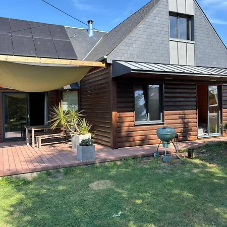 Grande Maison En Bois Eco-responsable Proche De La بيت للعطل *