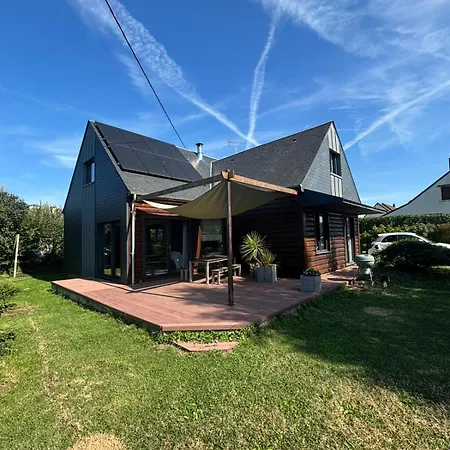 Hébergement de vacances Grande Maison En Bois Eco-responsable Proche De La Saint-Germain-sur-Ay